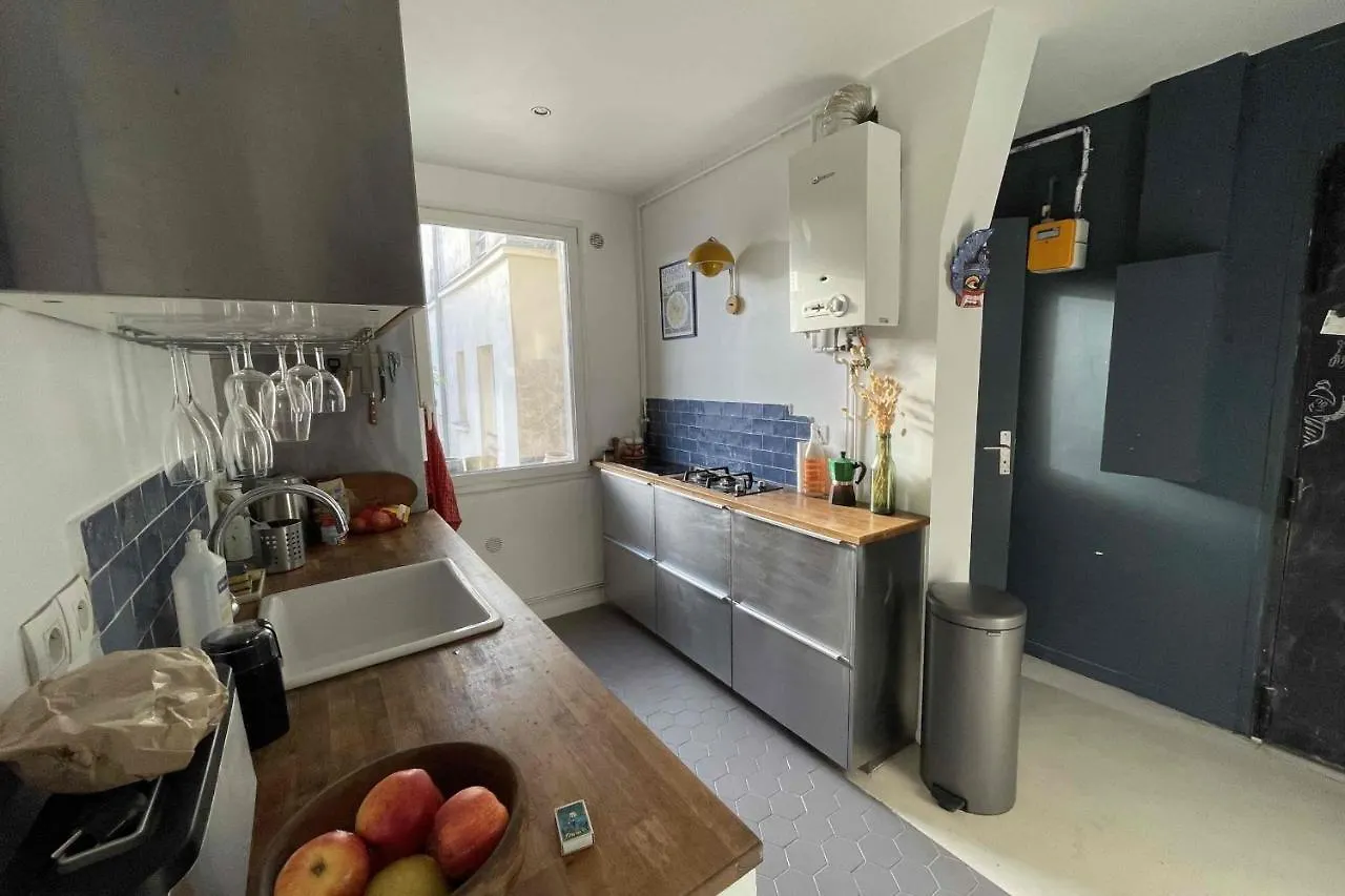 A Haven Of Peace Close To Belleville Paris Apartment